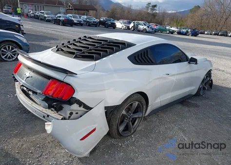 2015 Ford Mustang V6 из США, поврежденный, VIN 1FA6P8AM1F5306762